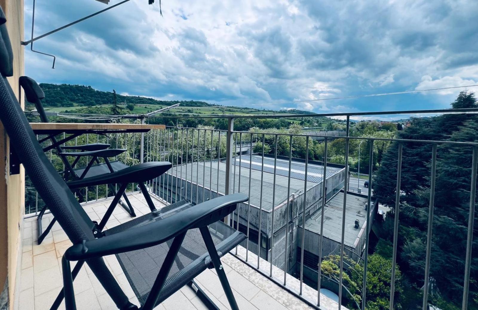 Bed and Breakfast Seven Nights Болонья Экстерьер фото