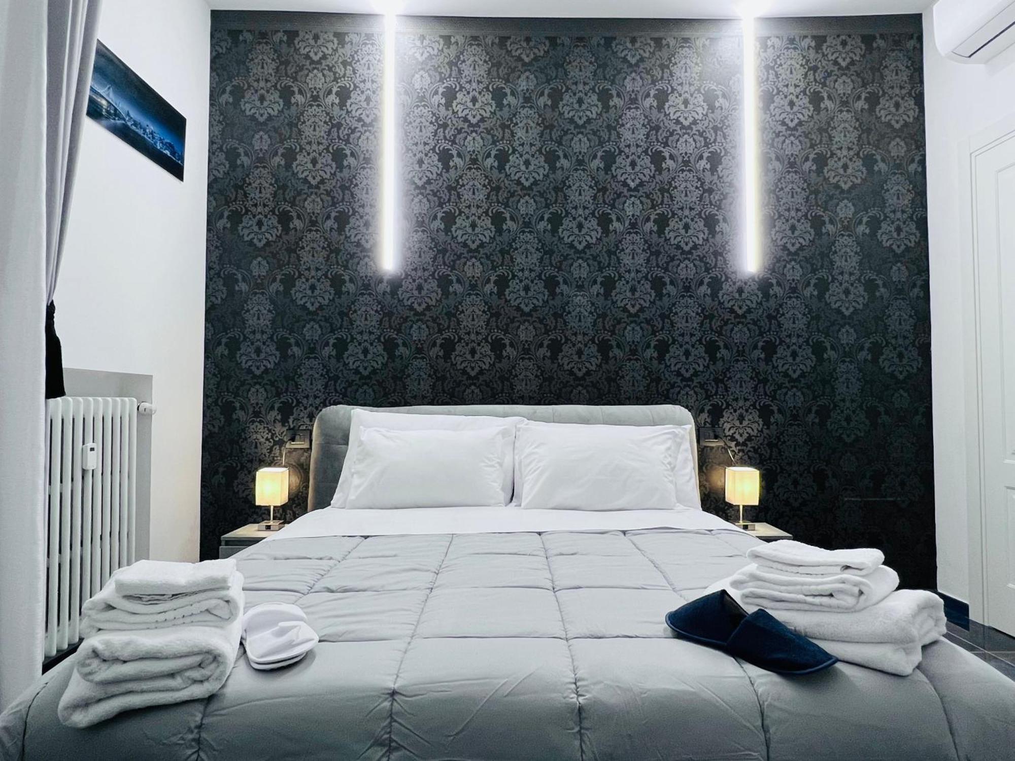 Bed and Breakfast Seven Nights Болонья Экстерьер фото