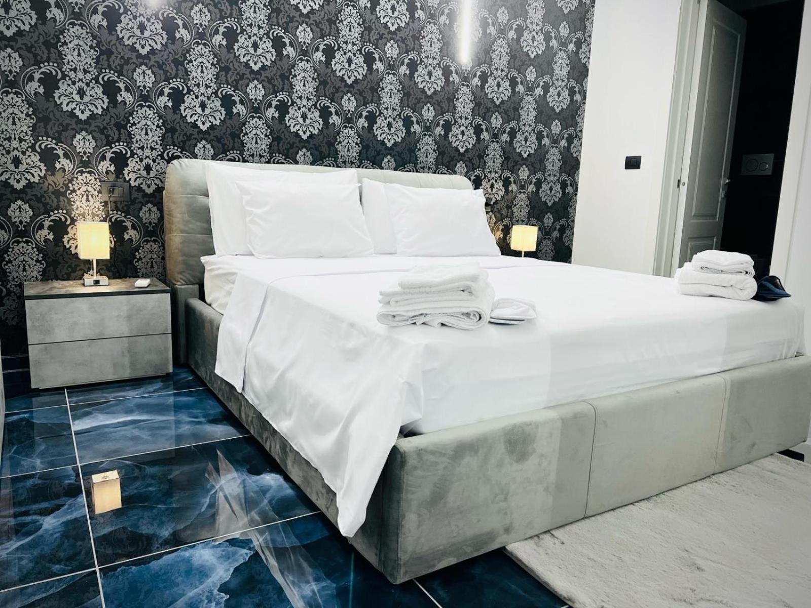 Bed and Breakfast Seven Nights Болонья Экстерьер фото